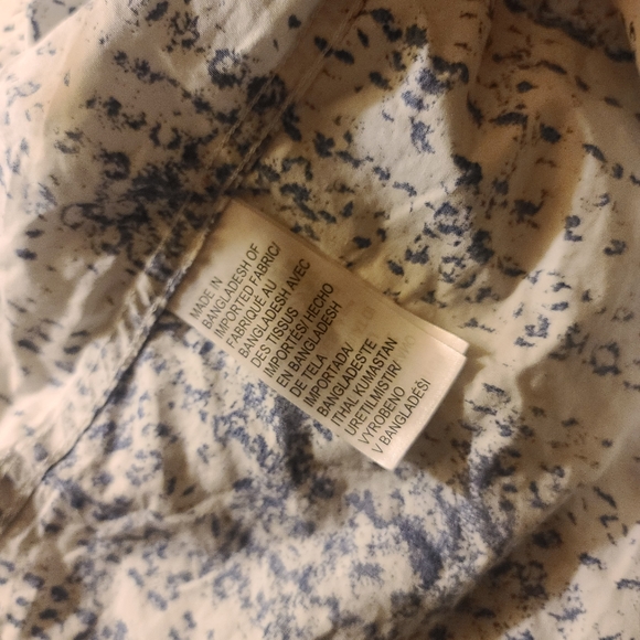 Calvin Klein Jeans Button Up Shirt | Casual | Short Sleeve | White/Blue | Medium - Picture 9 of 10